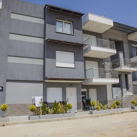 Kasta Bnb Ofrínion エクステリア 写真