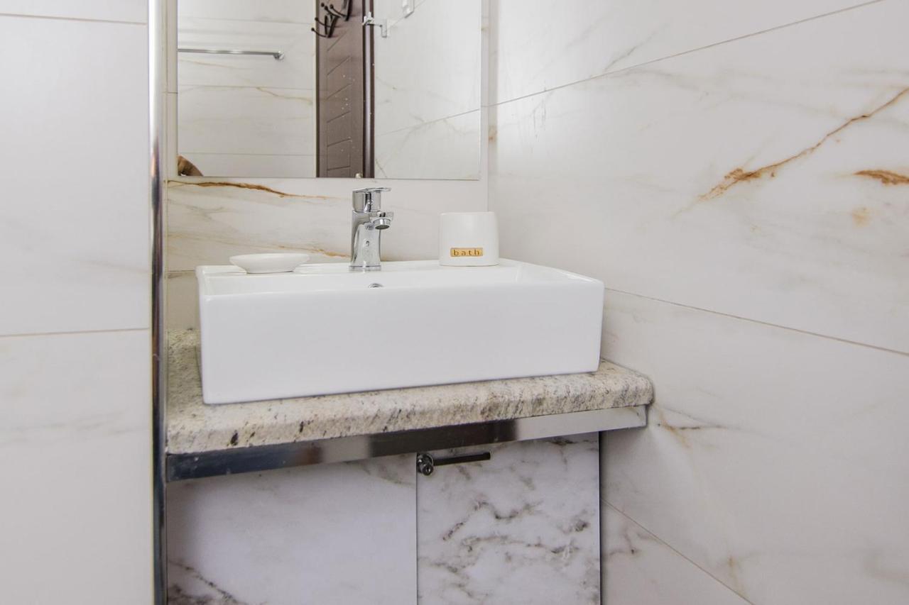 Kasta Bnb Ofrínion エクステリア 写真