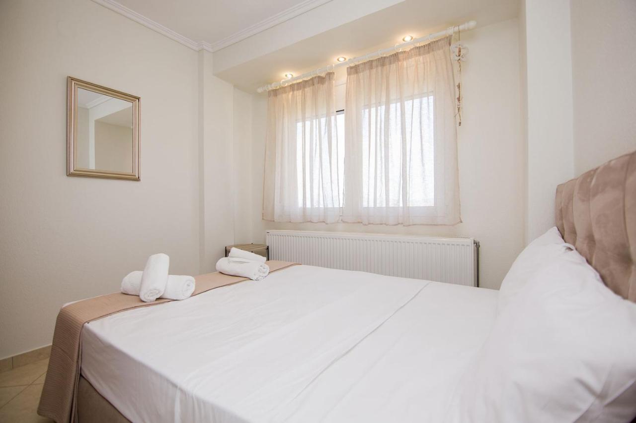 Kasta Bnb Ofrínion エクステリア 写真